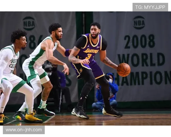 朗斯前锋拉斯卡里伤缺，影响球队进攻效率